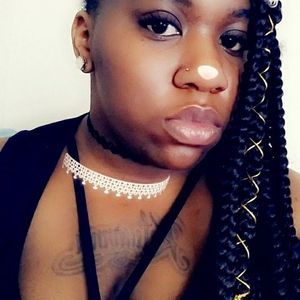 Meet your Posher, Malika